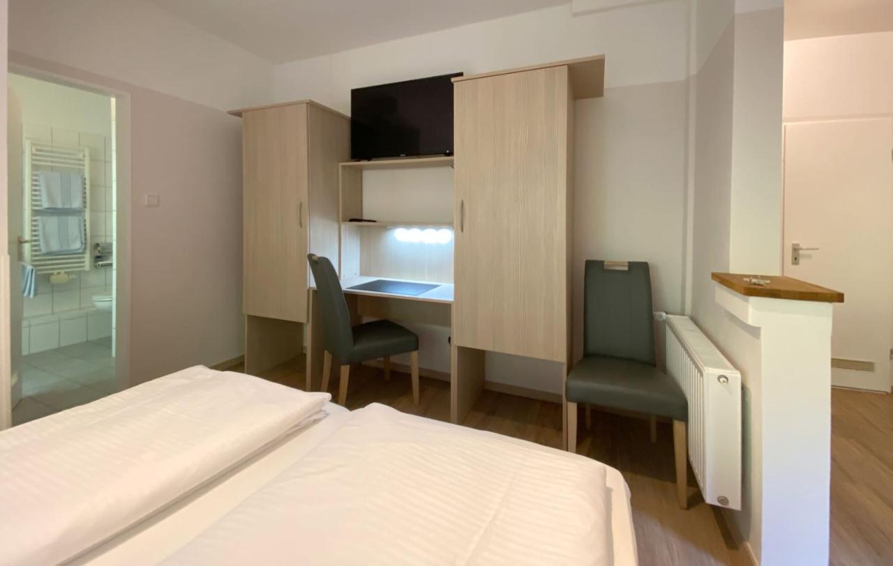 Also-Hotel An Der Hardt Wuppertal Ruang foto